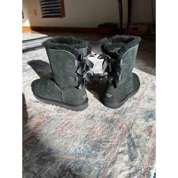 Women’s Ugg Boots Size 6 Bailey Bow Black Sherpa Shearling wool Suede Shoes - Picture 10 of 12